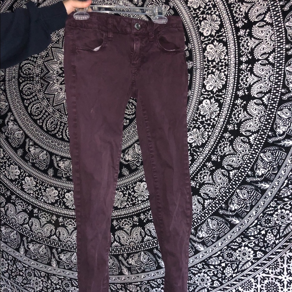 American eagle maroon super stretch jeans